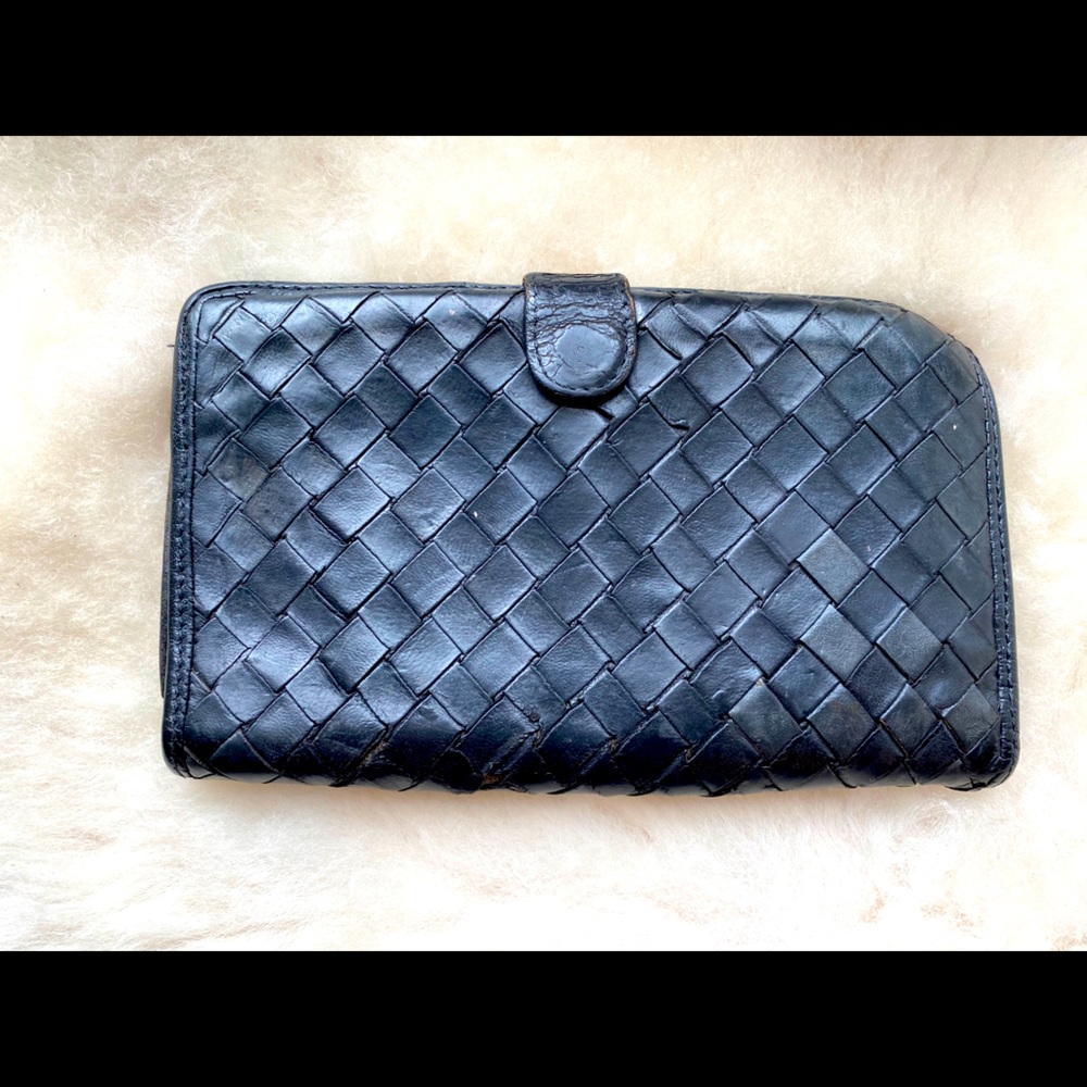 Bottega Veneta Intrecciato Black Leather Wallet